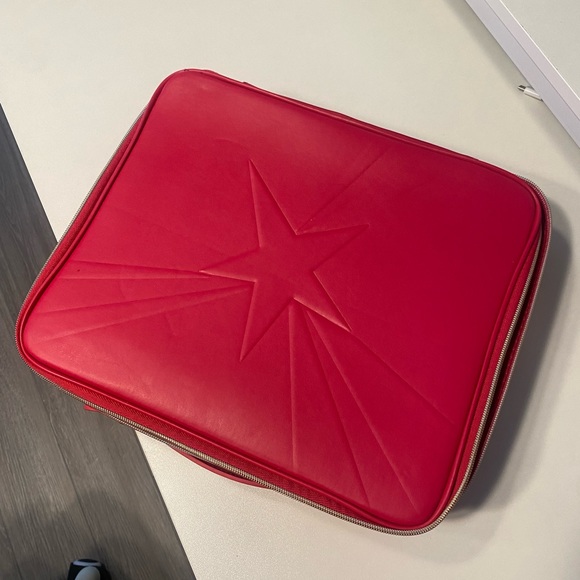 Curlers - Picture 2 of 2